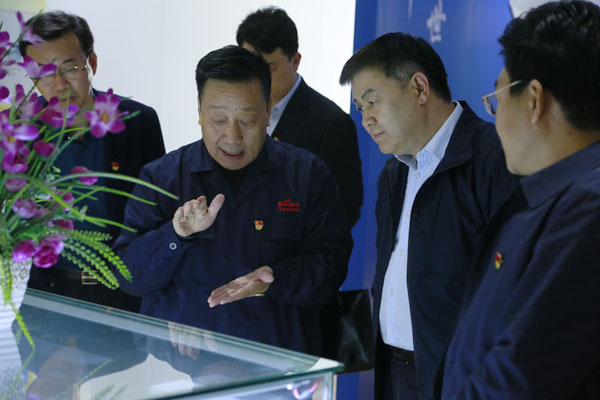 政聲｜市委常委、統(tǒng)戰(zhàn)部長婁會峰蒞臨隆華調(diào)研